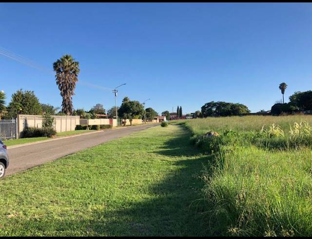 LAND FOR SALE IN KLIPPOORTJE